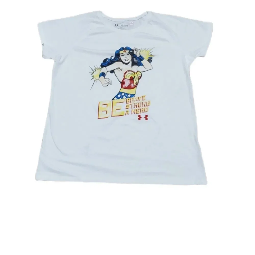 Girls Underarmour Wonder Women Heat Gear Stretchy loose fit short sleeve shirt